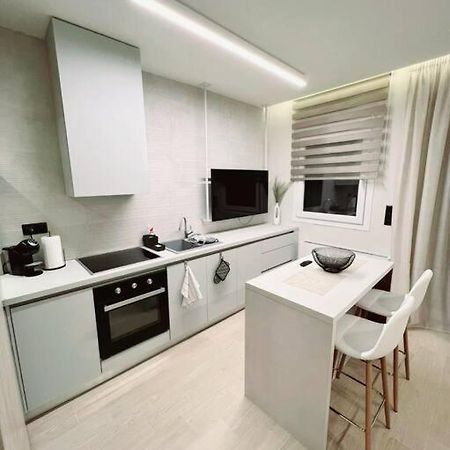 אלכסנדרופולי 8 Blocks Apartments 2B מראה חיצוני תמונה