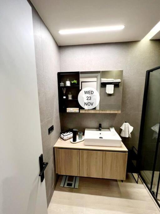 אלכסנדרופולי 8 Blocks Apartments 2B מראה חיצוני תמונה